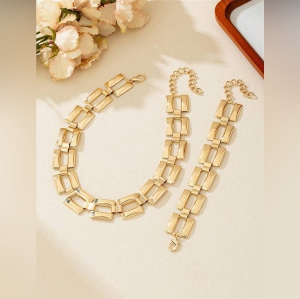 Gold-Tone Necklace and Bracelet Set - Picture 2 of 3